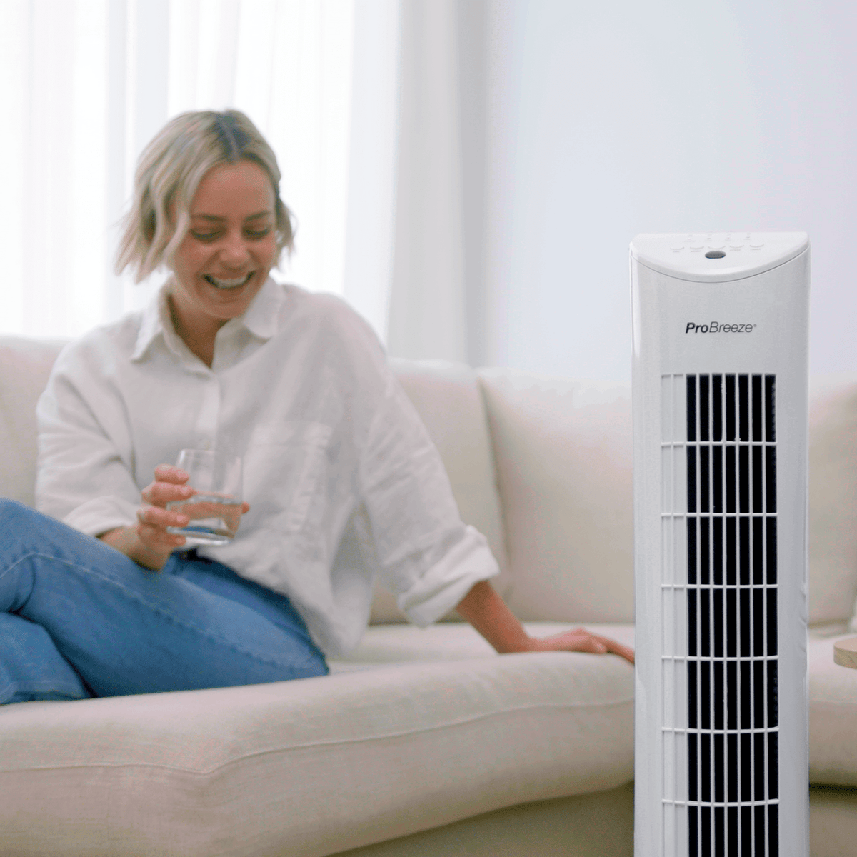 Ventilatore a torre oscillante da 30" - bianco